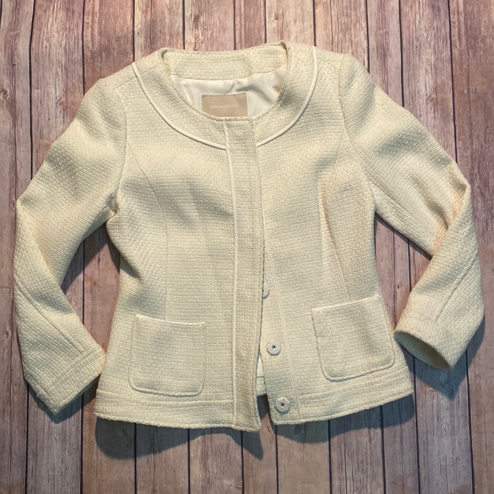 BANANA REPUBLIC Ivory Tweed Blazer size 2